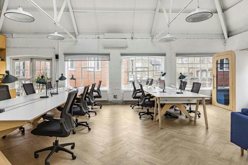 Unit 4D Printing House Yard, Hackney Road, Shoreditch, London, E2