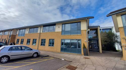 255, Capability Green, Luton, LU1