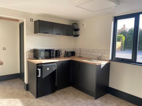 Unit 1, 10 Dane Lane, Bedford, MK45
