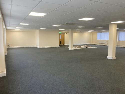 Suites 1 & 3 Enterprise Court, Oakham Business Park, Hamilton Way, Mansfield, NG18