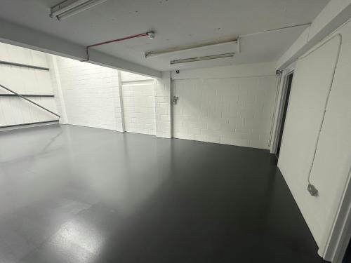 Unit 5, Vale Industrial Estate, Southern Road, Aylesbury, HP19