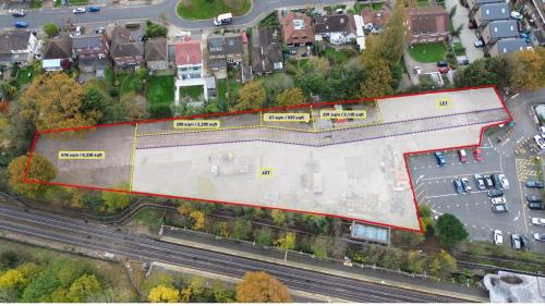 Field End Road, Station Yard, Eascote, HA5