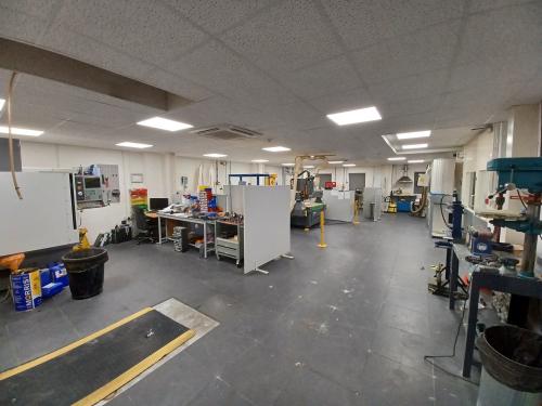 Unit 4 & 4A, Broom Road Business Park, Broom Road, Poole, BH12