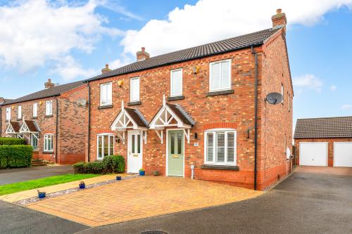 99 Churchfields Road, Folkingham, Sleaford, NG34