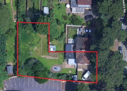 Pine Cottage, 288 Queens Road, Maidstone, ME16