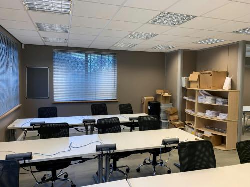 Unit M, Bourne End Business Park, Cores End Road, Bourne End, SL8