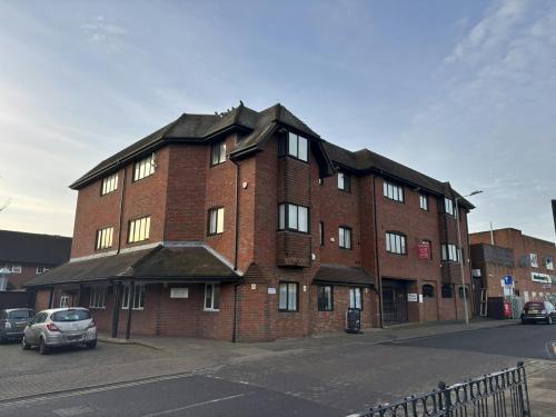 Eton Place, Chilterns House Business Centre, 64 High Street, Burnham, SL1