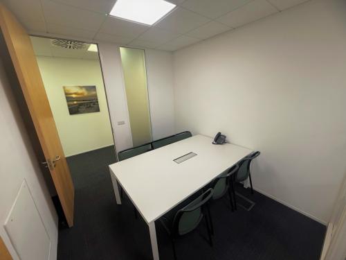 Regus, 1000 Lakeside North Harbour, Cosham, Portsmouth, PO6