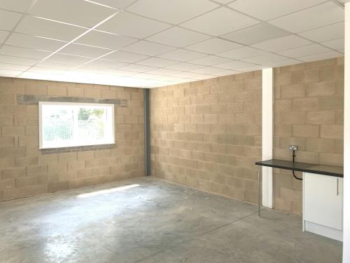 Unit 10, Worthing Business Park, Dominion Way, Worthing, BN14