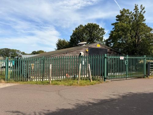 Unit 2B Thornhill Court, Billingshurst Road, Coolham, RH13