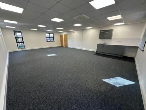 3, Hurlands Business Centre, Hurlands Close, Farnham, GU9