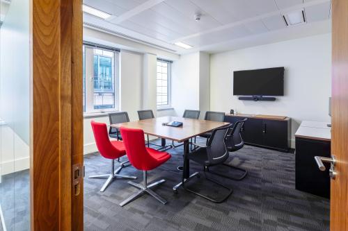 8 Bouverie Street, London, EC4Y
