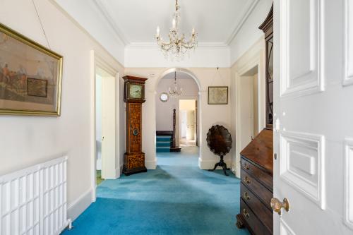 28.55 Acres Whisby Hall And Farmyard, Whisby, Lincoln, LN6