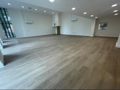 120 Battersea Bridge Road, Battersea, London, SW11