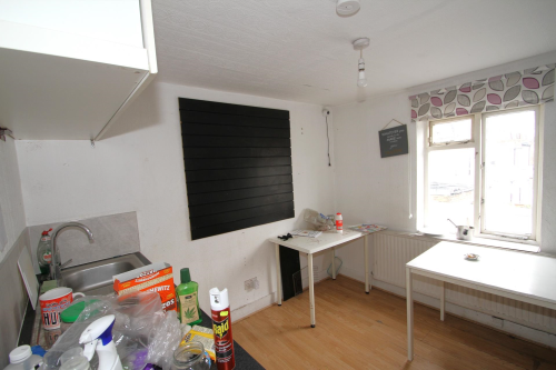 584 Green Lanes, Haringey, London, N8