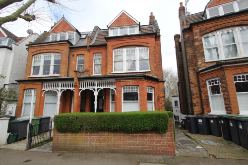 19 Kings Avenue, Muswell Hill, London, N10