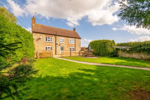 2 Church Farm Cottages, Barff Road, Potterhanworth, Lincoln, LN4