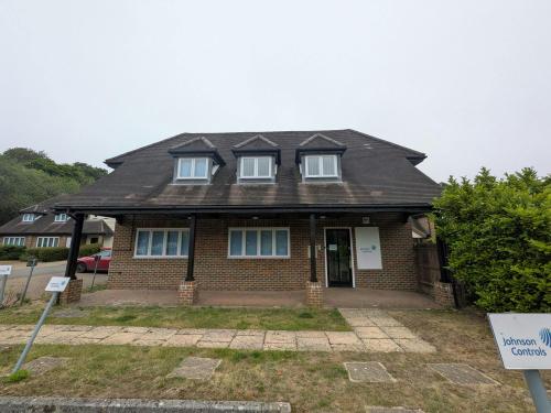 4 Holt Barns, Frith End Road, Bordon, GU35