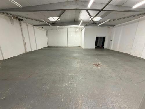 Unit 3, Bone Lane, Newbury, RG14