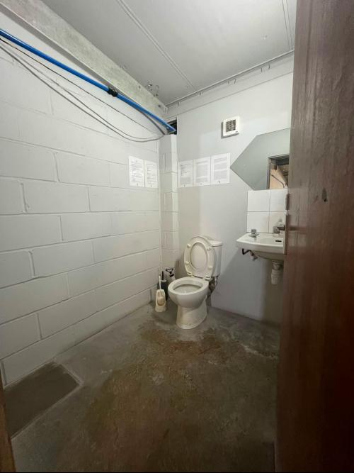 Unit 6, Alpha Estate, Hayes, UB3