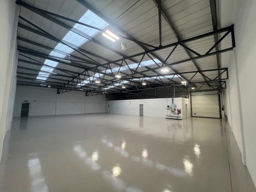 Unit 27, Acton Park Industrial Estate, The Vale, Acton, London, W3