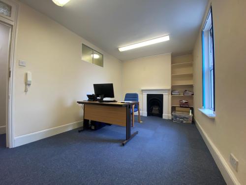 7 Goldington Road, Bedford, MK40