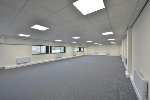 Unit 16 Seymour Court, Runcorn, WA7