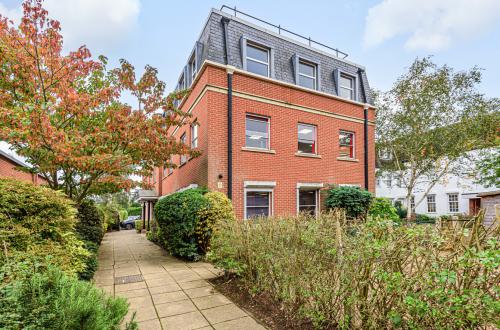 Suite 6 Europa House, Marsham Way, Gerrards Cross, SL9