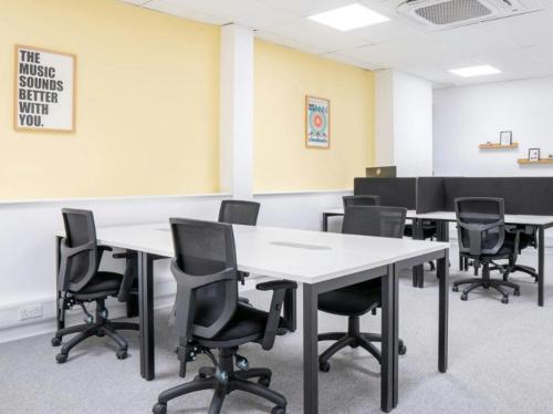 Unit 1 Plateworks House, Ring Road Seacroft, Seacroft, Leeds, LS14
