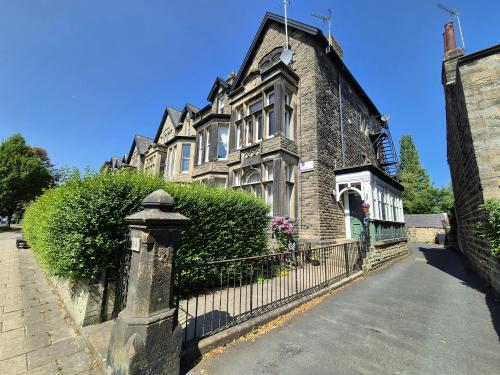 54 York Place & Coach House, Harrogate, HG1