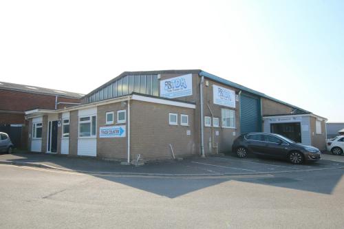 Unit 5, Nuffield Industrial Estate, Didcot Road, Poole, BH17