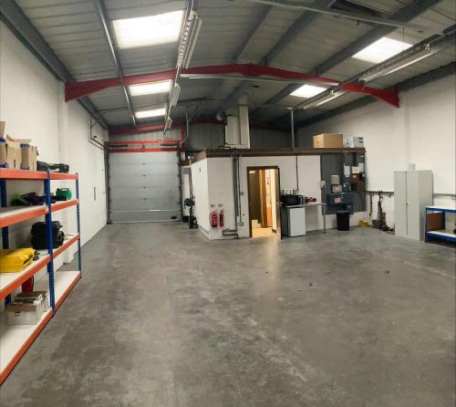 Unit 24, Avonbank Industrial Centre, Avonmouth, Bristol, BS11