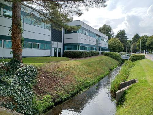 Benyon House, Newbury Business Park, London Road, Newbury, RG14