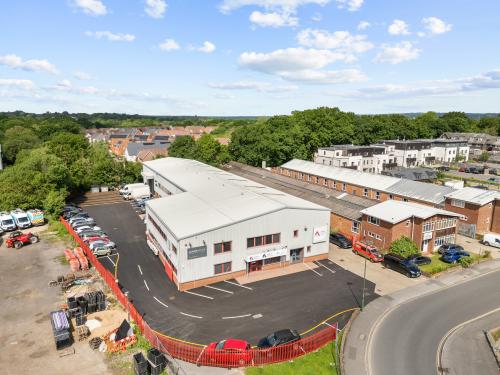 63 Victoria Road, Burgess Hill, RH15