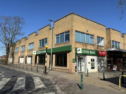 53A Crockhamwell Road, Woodley, Reading, RG5
