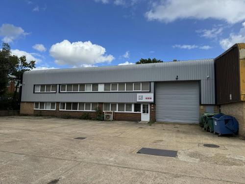 Unit 2, Molly Millars Bridge, Wokingham, RG41
