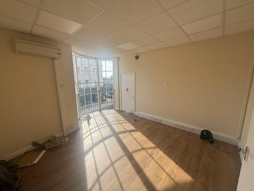119-120 Western Road, Brighton, BN1