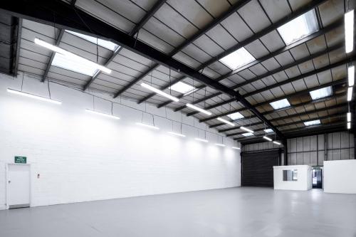 Unit 7, Parkfield Industrial Estate Culvert Place, Clapham Junction, London, SW11