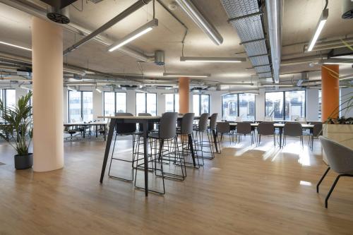 2 Leonard Circus, Paul Street, Finsbury, London, EC2A