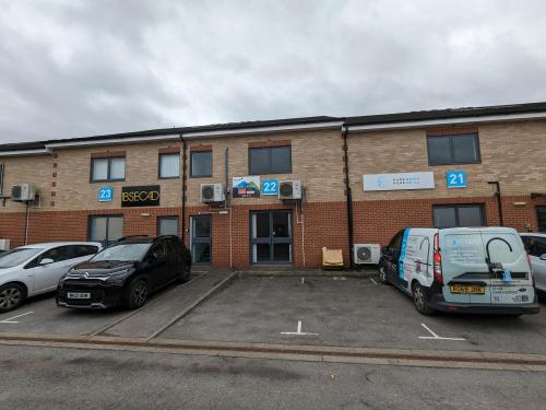24, Boundary Business Centre, Boundary Road, Woking, GU21