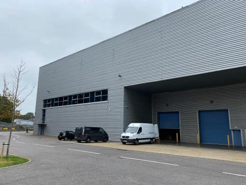 Unit 27 Trade City, Brooklands Industrial Estate, Avro Way, Weybridge, KT13