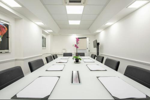 29 Lincolns Inn Fields, Holborn, London, WC21