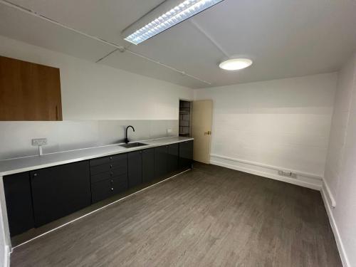 77B King Henrys Road, Primrose Hill, London, NW3
