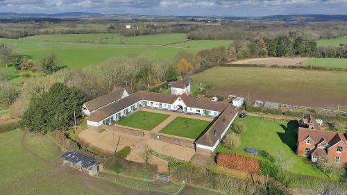 Box 2 Barlavington Stud, Folly Lane, Petworth, GU28