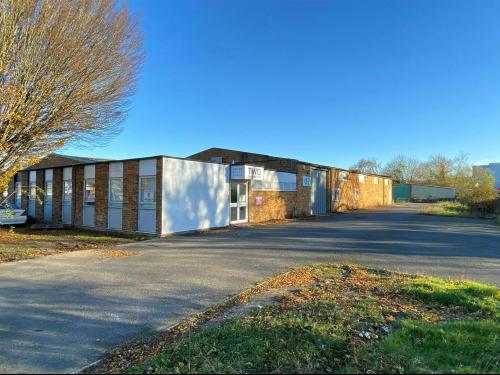 Unit 2, Botany Trading Estate, Sovereign Way, Tonbridge, TN9