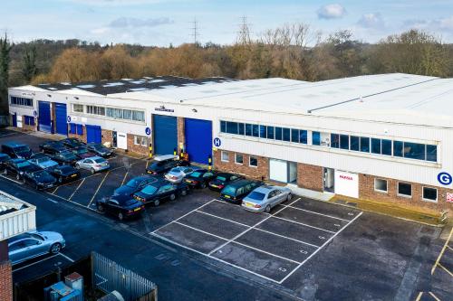 Unit G, Eskdale Road, Uxbridge, UB8