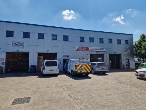 Units 1, 2 & 3 Templar Court, Knights Park Road, Basingstoke, RG21