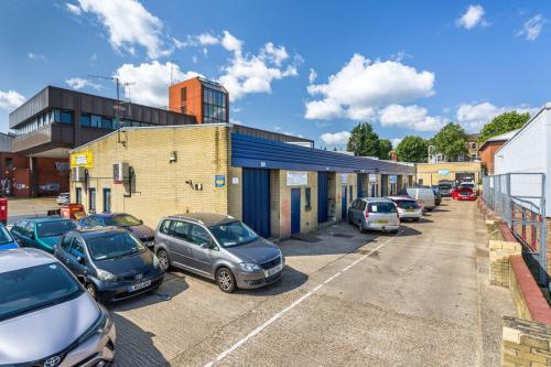 Unit 7, Barratt Industrial Park, Beadman Street, West Norwood, London, SE27