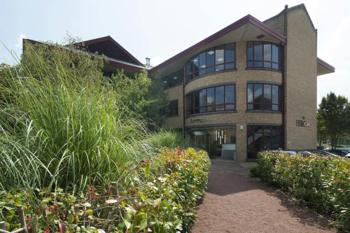Colonial Way, The Belfry, Watford, WD24