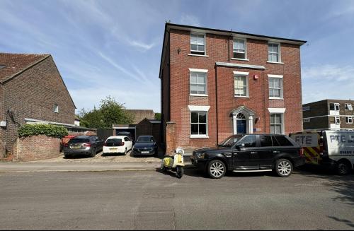 61 South Street, Havant, PO9
